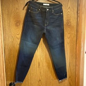 KanCan skinny jeans high rise split hem 11/29 KC8604D